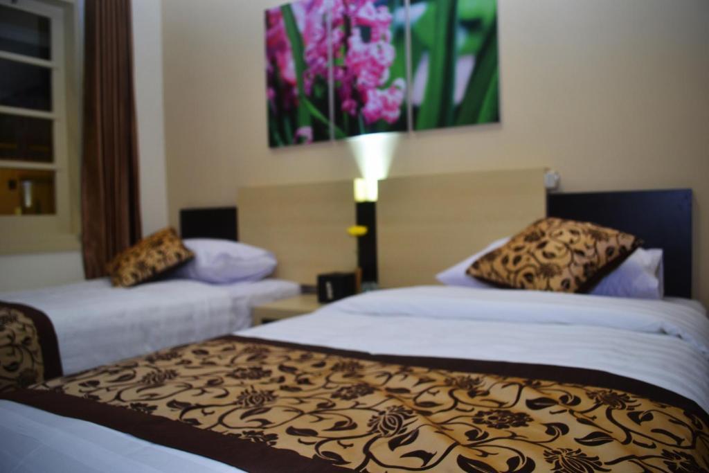 Srikandi Guesthouse Malang Exteriér fotografie